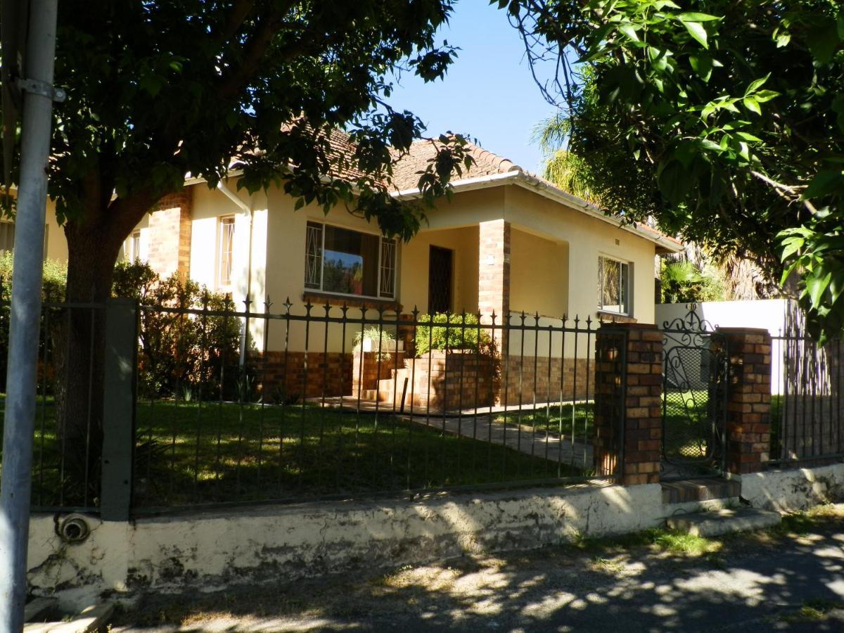 10 On Fairview B&B Paarl Exterior photo